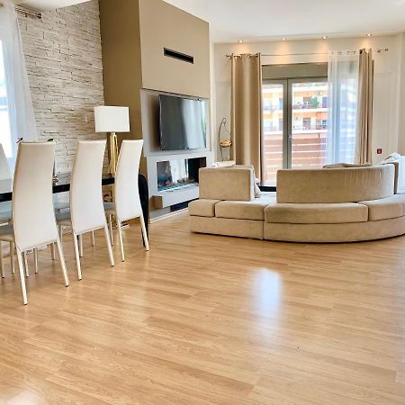 Cozy Apartment With Parking Near The City Center Atény Exteriér fotografie