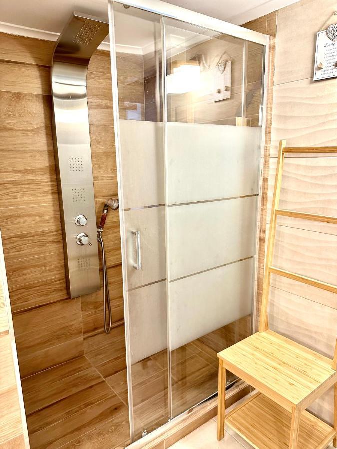 Cozy Apartment With Parking Near The City Center Atény Exteriér fotografie